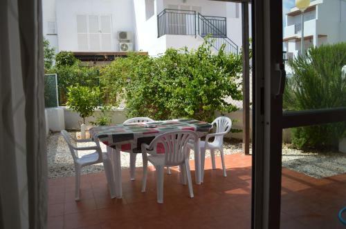 Ground Floor Apartment 1 Bedroom, Private Patio, South Facing