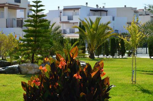 Ground Floor Apartment In Vera Playa, Private Patio, West Facing