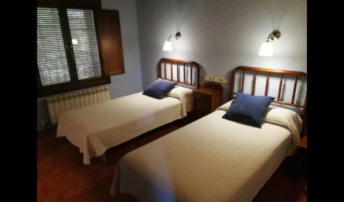 Vic Villa Sleeps 14 With Pool