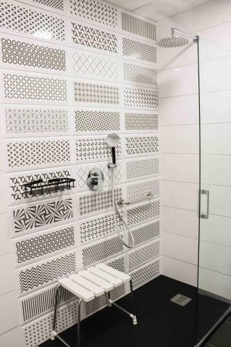 Hostal R4hostel