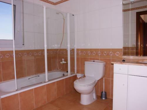 Spacious Villa In Vilacolum With Swimming Pool