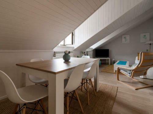 Peaceful Apartment In Vielha With Swimming Pool