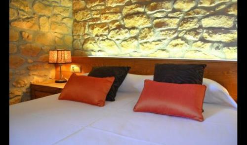 Villa In El Vilosell Sleeps 6 With Pool And Air Con
