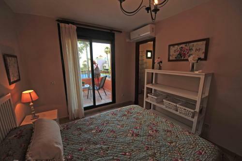 Atlanterra Primera L�nea 4 Rooms 2 Parking