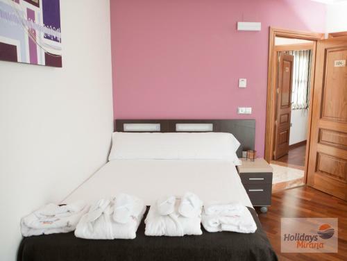 Hostal Holidays Mirana