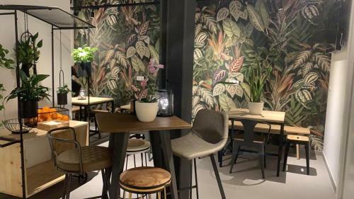 The Botanic Hostel