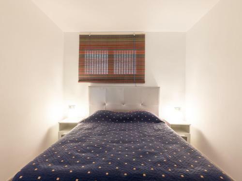 Wavehouse Freedom Blue - First Line Apartment