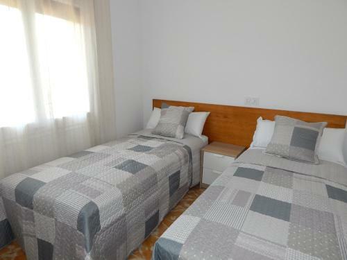 Apart Planta Baixa Amb Parking Montserrat III
