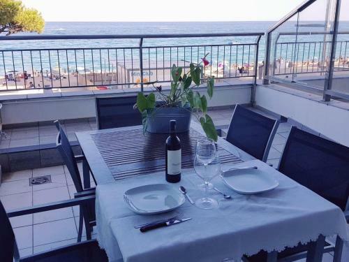 Apartament Nadal Amb Vistes Al Mar I Terrassa
