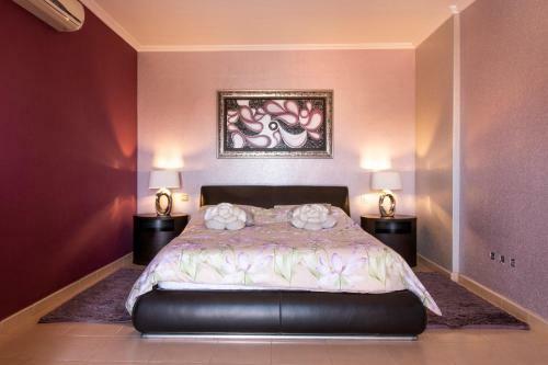 Moon Villa Los Gigantes