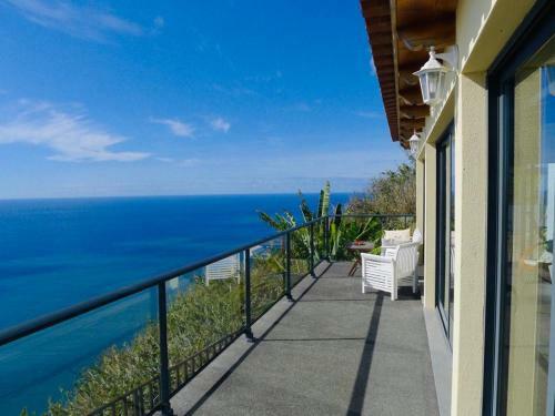 Atlantis Country House