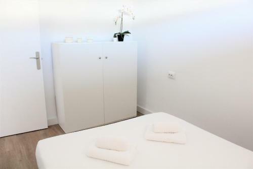Superb Seaview Apartment In Playa de Las Americas