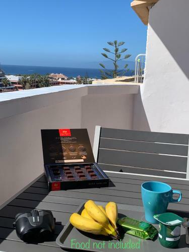 Superb Seaview Apartment In Playa de Las Americas