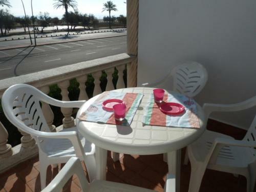 Apartamento En Primera Linea Playa Ref 285