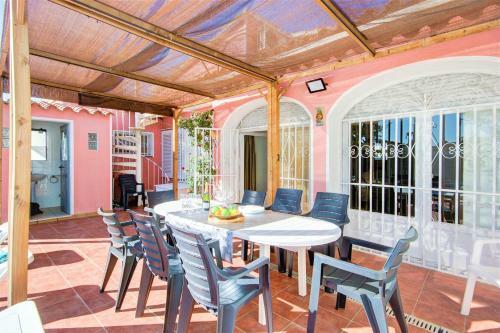 Casa Villa Requesens 139- Barneda Premium