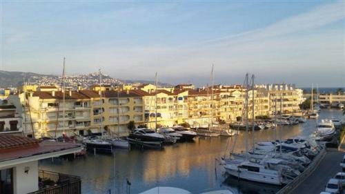 Apartamento Estudio Vistas Marina Y Mar Ref 295