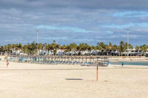Apartamento Flatguest Caleta de Fuste + Beach + Pool + Wifi