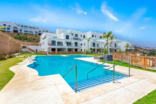 Lets In The Sun Casa Banderas Apartment