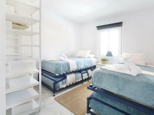 Appealing Holiday Home In Las Lagunas de Mijas With Pool