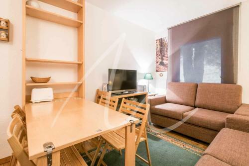 Apartamento Bonaigua 006 By Seamount Rentals