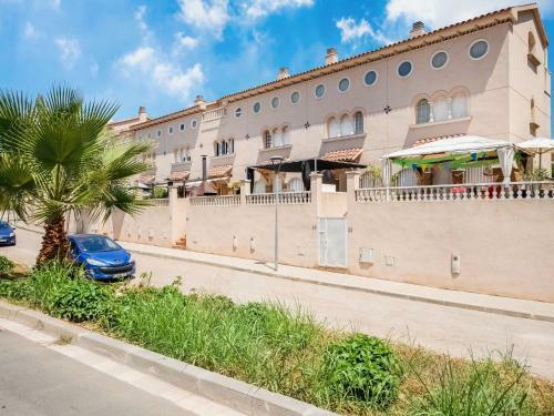Lovely Holiday Home In Fr�ncas With Jacuzzi