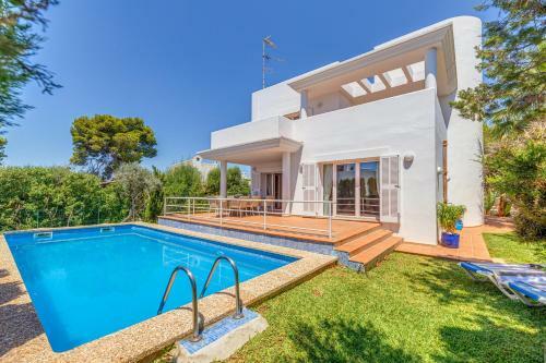 Villa Es Ratol�