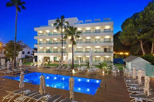 Hotel Metropolitan Juka Playa