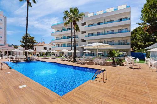 Hotel Metropolitan Juka Playa
