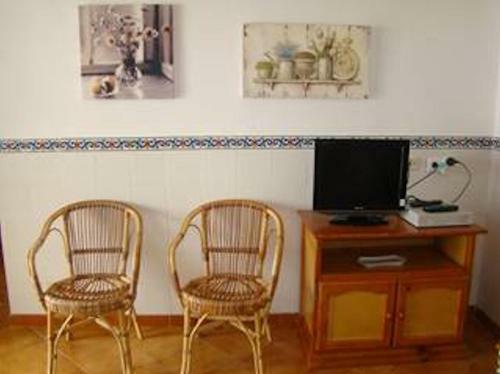 Casa Este - Semi-detached 2 Bedroom Villa - Great For Smaller Groups