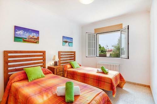 Binibequer Vell Villa Sleeps 8 With Pool Air Con And Wifi