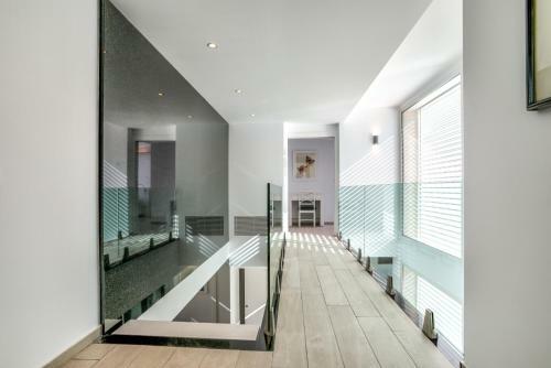 Extravagant Pollensa Villa Casa Lesplendor 4 Bedrooms Pool Table Modern Design