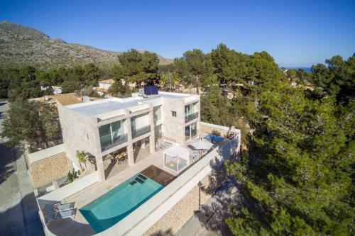 Extravagant Pollensa Villa Casa Lesplendor 4 Bedrooms Pool Table Modern Design