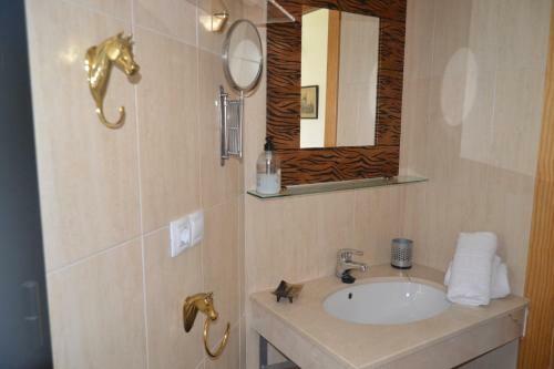 Apartamento 10 Minutes From The Slopes, Parking Space, Wifi