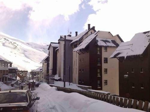 Fully Equipped Apartment With Parking Space And Wifi