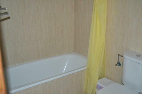Apartamento Cmodo En Edificio Monte Oiz