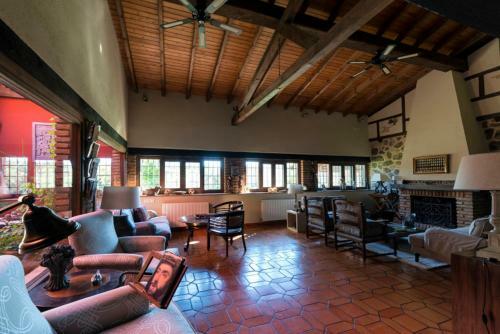 Villa Cr La Casona de Valfrio