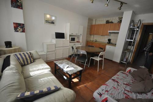 Apartamentos Zona Baja & Descuentos Forfait