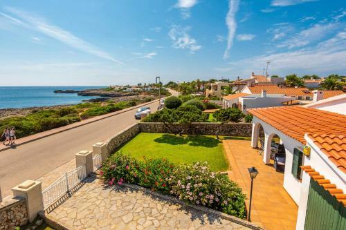 Petunia 3 Bedroom Villa, Cala'n Bosch