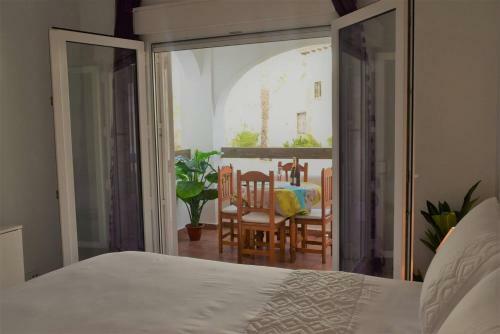 Beautiful 2-bed Apartment In Villamartin