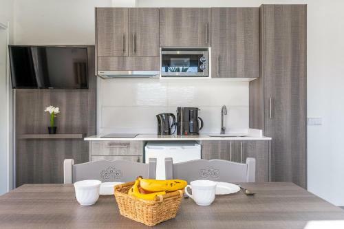 Ferrera Luxe Apartmento 702