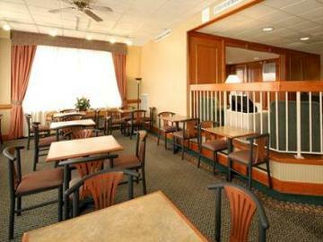 Hotel Comfort Inn & Suites