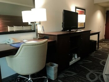 Hotel Comfort Inn & Suites