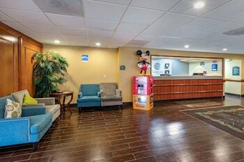 Hotel Comfort Inn & Suites