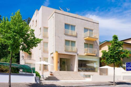 Bed & Breakfast Albergaria Caldelas
