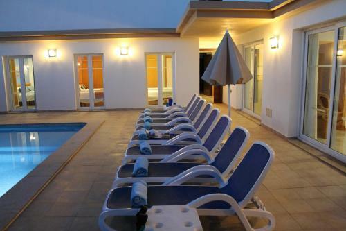 Aparthotel Apartaments Talayot
