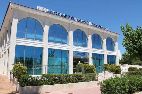 Aparthotel Apartaments Talayot