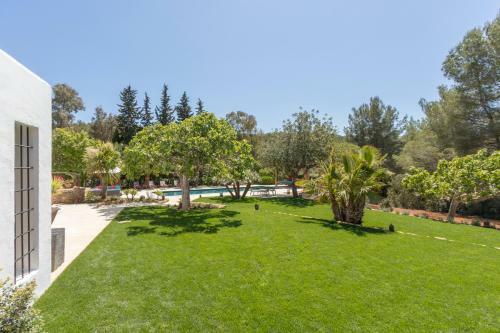 Beautiful 5 Star Villa With Private Pool, Ibiza Villa 1040