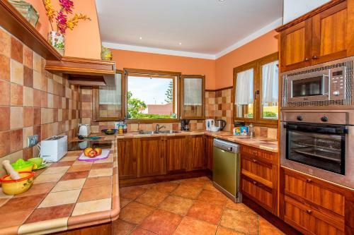 Sebastian Del Mar 4 Bedroom Villa, Cala'n Blanes