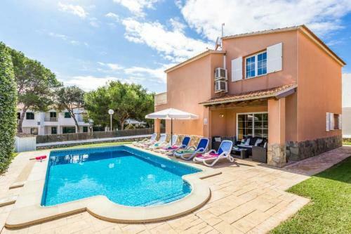 Cala'n Blanes Villa Sleeps 6 With Pool Air Con And Wifi