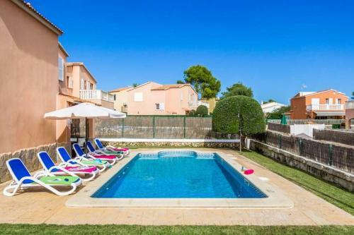 Cala'n Blanes Villa Sleeps 6 With Pool Air Con And Wifi